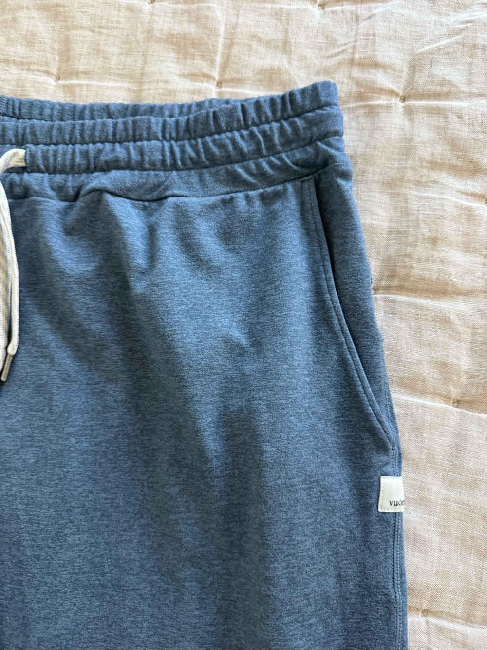 Vuori heather blue performance joggers Size Large - Picture 5 of 11